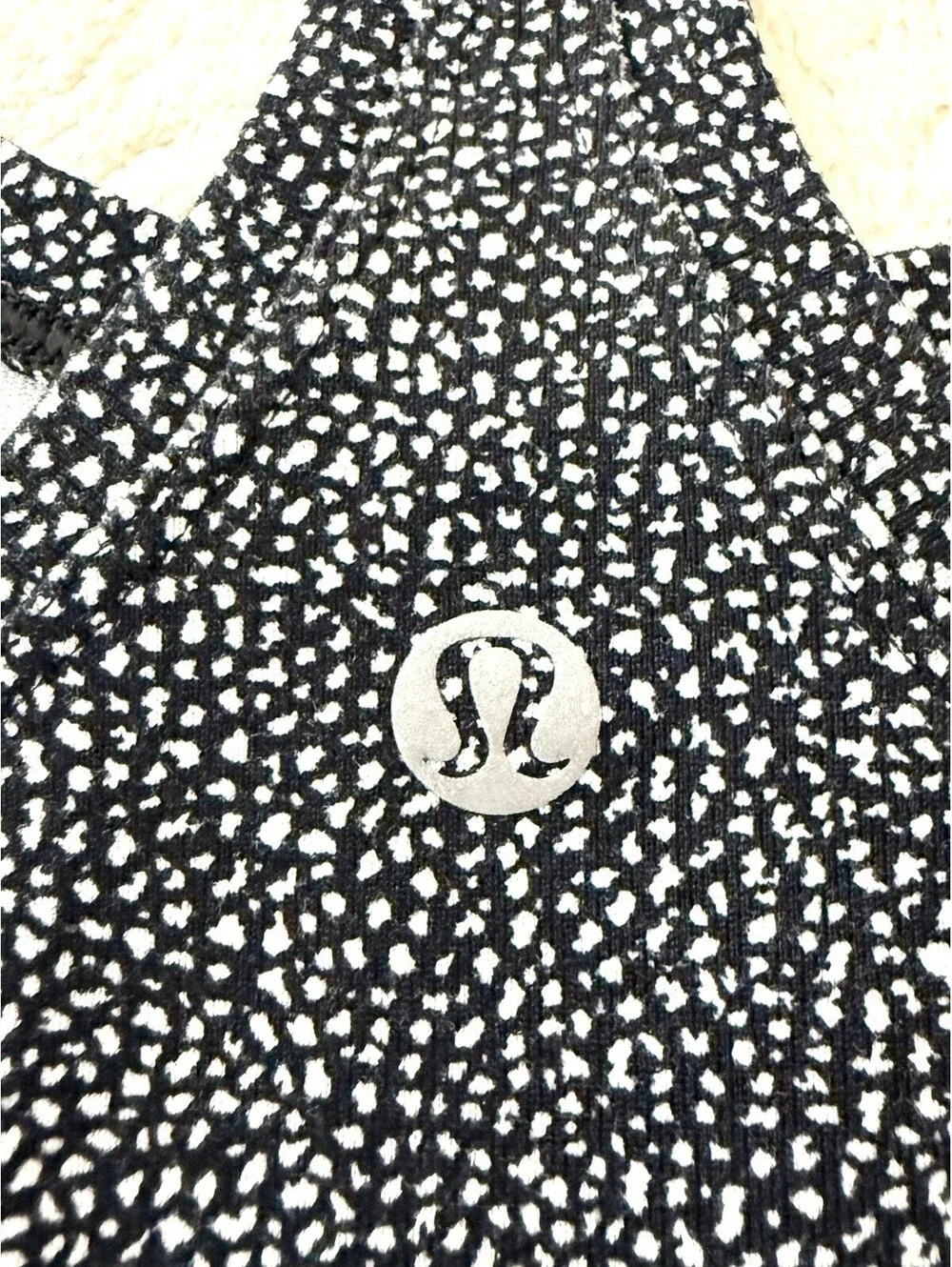 Lululemon Cool Racerback II Tank Women Size 6 Black White Spray Jacquard Luon